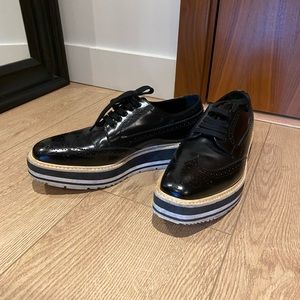 Prada platform lace up shoes. Size 39